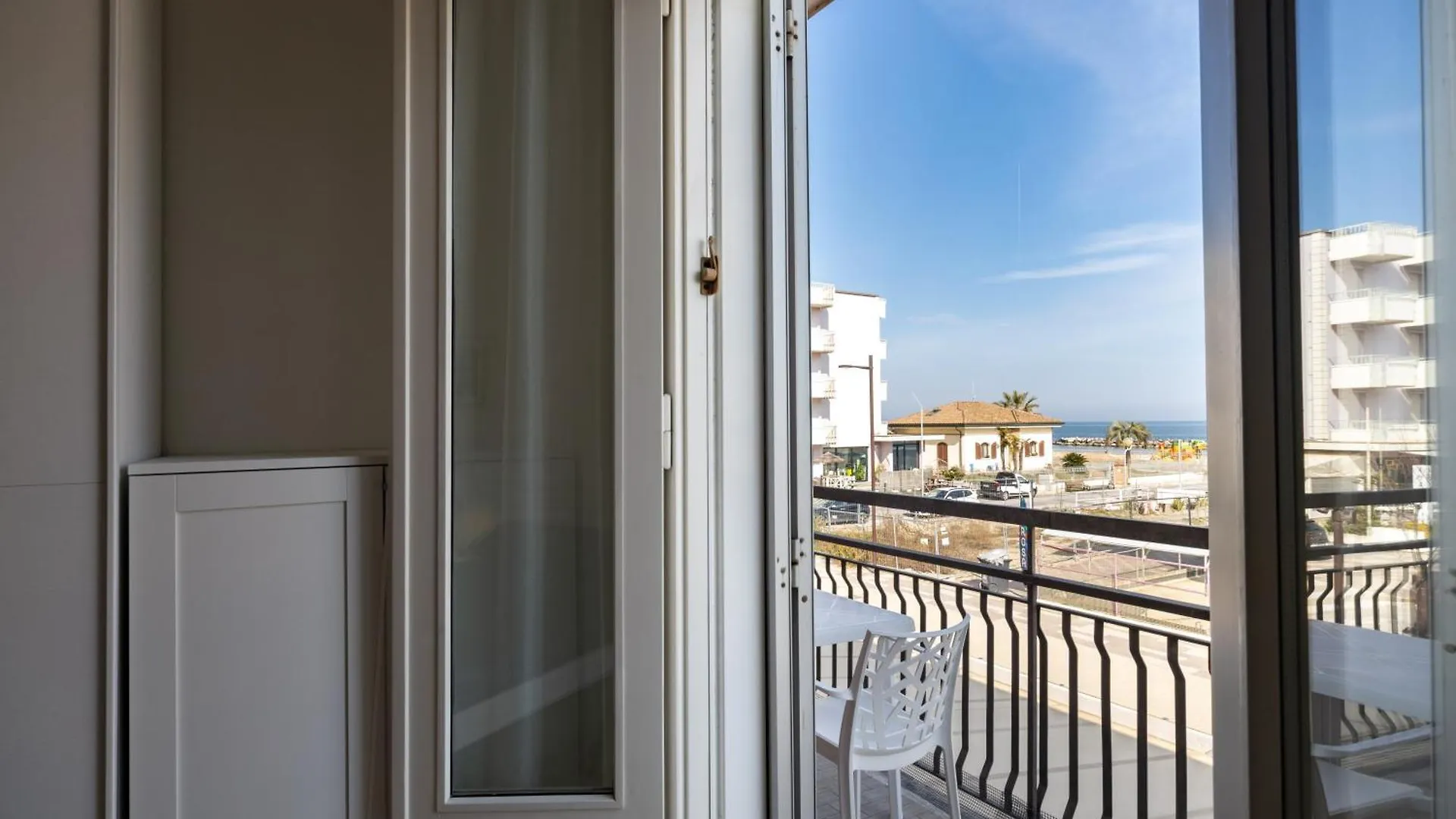 Apartment Ferienwohnung Fronte Mare 60 Rimini